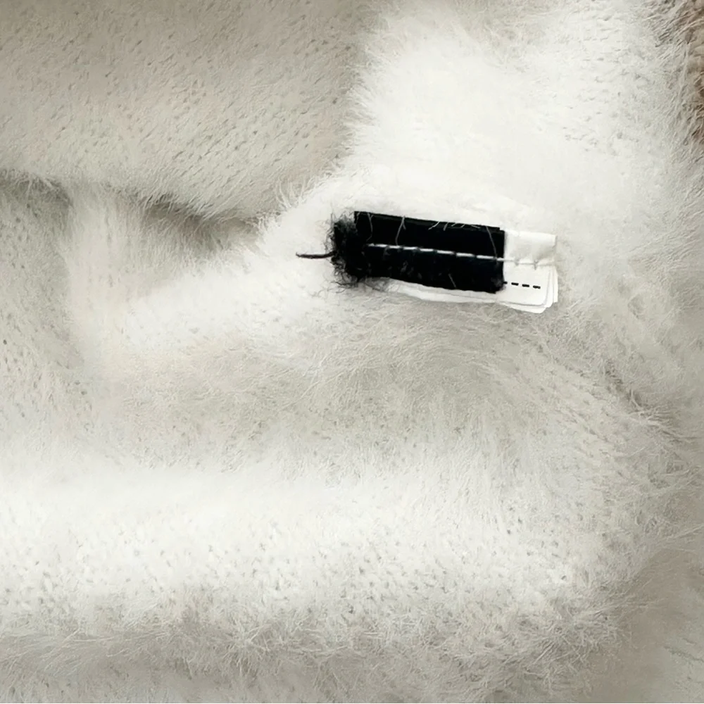 Fluffy White V-Neck Lightweight Fuzzy Sweater - Fall / Holiday / Soft & Cozy